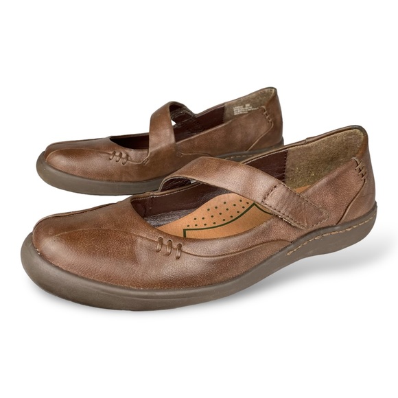 Baretraps Landon Mary Jane Ballet Brown Strap Comfort Flats Women’s - Picture 3 of 11